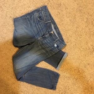 Cropped Light Wash Jeans